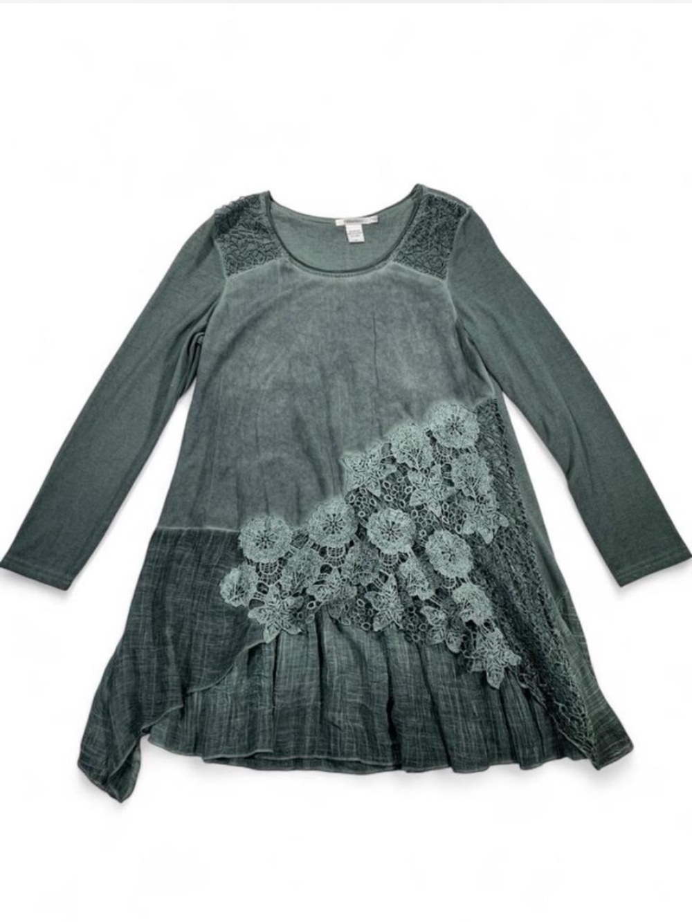 Feratelli Tunic Top Medium Gray Green Crochet Lace Lagenlook Layered Boho Rayon